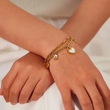 Load image into Gallery viewer, Dazzle Drop Bracelet ❤️👑
